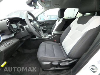 2025 Chevrolet Trax LS – miniatura 7