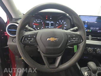 2025 Chevrolet Trax LS – miniatura 10