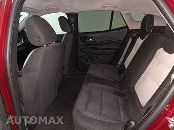2025 Chevrolet Trax LS – miniatura 13