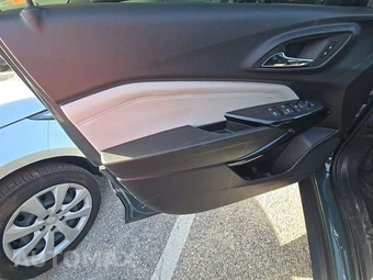 2025 Chevrolet Trax LT – miniatura 9