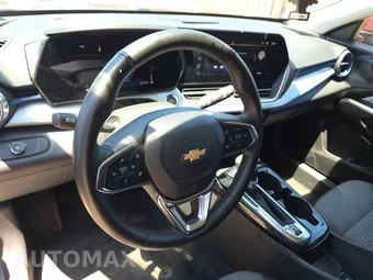 2025 Chevrolet Trax LT – miniatura 11