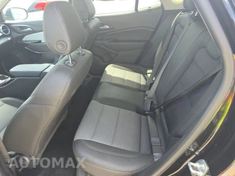 2025 Chevrolet Trax LT - miniatura 13