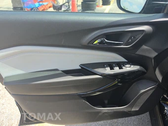 2025 Chevrolet Trax LT - miniatura 9