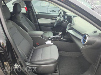 2025 Chevrolet Trax LT – miniatura 8