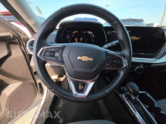 2025 Chevrolet Trax LT - miniatura 10