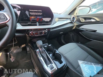 2025 Chevrolet Trax LT - miniatura 11
