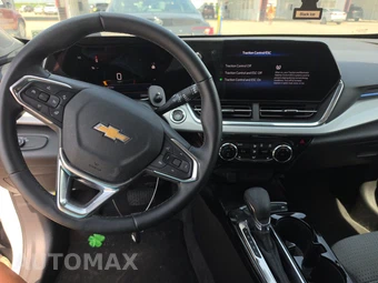 2025 Chevrolet Trax LT - miniatura 11