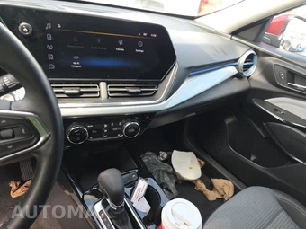 2025 Chevrolet Trax LT - miniatura 11