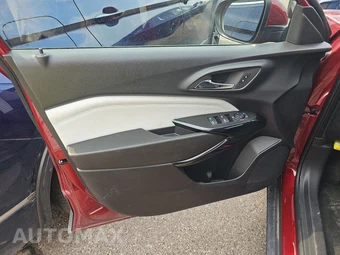 2025 Chevrolet Trax LT - miniatura 9