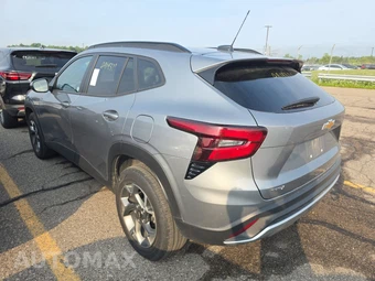 2025 Chevrolet Trax LT - miniatura 6
