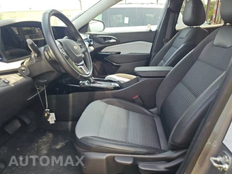 2025 Chevrolet Trax LT - miniatura 7
