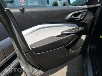 2025 Chevrolet Trax LT - miniatura 9