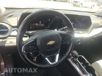 2025 Chevrolet Trax LT - miniatura 10