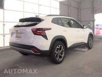 2025 Chevrolet Trax LT - miniatura 4