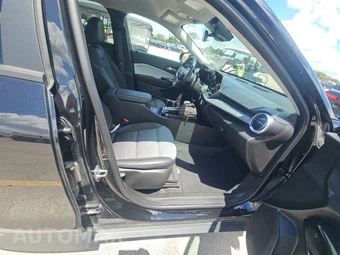2025 Chevrolet Trax LT - miniatura 8