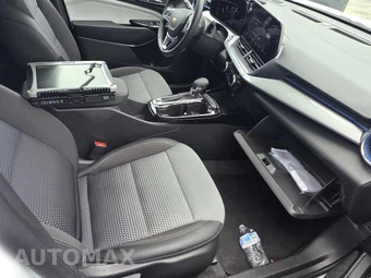 2025 Chevrolet Trax LT - miniatura 5