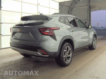 2025 Chevrolet Trax LT - miniatura 4