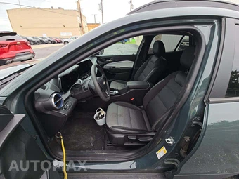 2025 Chevrolet Trax LT – miniatura 3