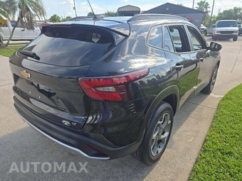 2025 Chevrolet Trax LT - miniatura 3