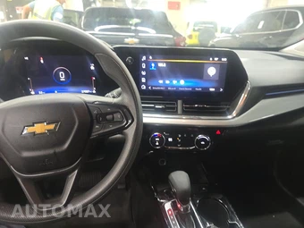 2025 Chevrolet Trax LT - miniatura 11