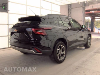 2025 Chevrolet Trax LT - miniatura 4