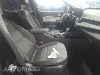 2025 Chevrolet Trax LT - miniatura 8