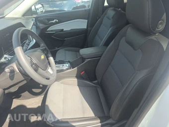 2025 Chevrolet Trax LT - miniatura 7