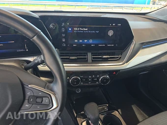 2025 Chevrolet Trax LT - miniatura 11