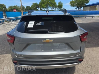 2025 Chevrolet Trax LT - miniatura 5