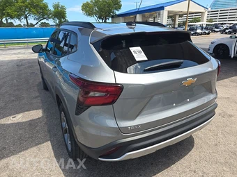 2025 Chevrolet Trax LT - miniatura 6