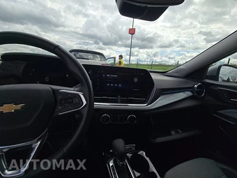2025 Chevrolet Trax LT - miniatura 11