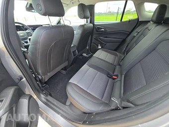 2025 Chevrolet Trax LT - miniatura 13