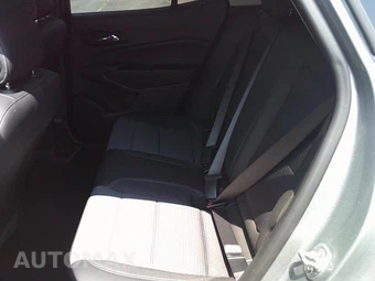 2025 Chevrolet Trax LT - miniatura 13