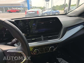 2025 Chevrolet Trax LT - miniatura 10