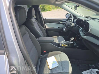 2025 Chevrolet Trax LT - miniatura 18