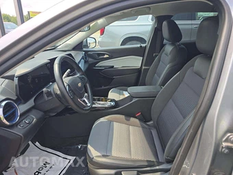 2025 Chevrolet Trax LT - miniatura 6