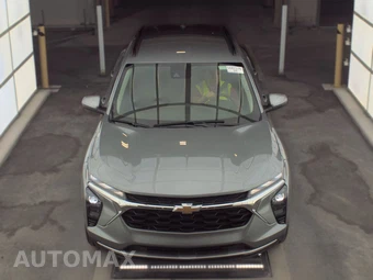 2025 Chevrolet Trax LT - miniatura 2
