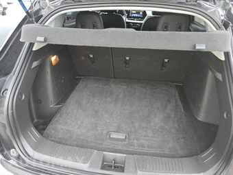 2025 Chevrolet Trax LT – miniatura 16