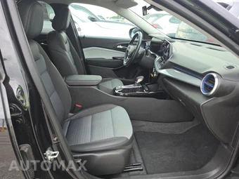 2025 Chevrolet Trax LT – miniatura 8