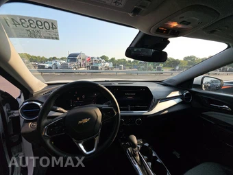2025 Chevrolet Trax LT - miniatura 11