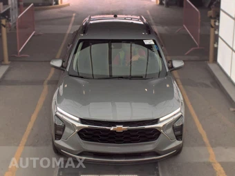 2025 Chevrolet Trax LT - miniatura 2