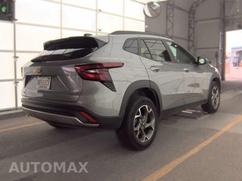 2025 Chevrolet Trax LT - miniatura 4