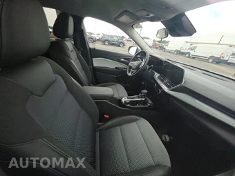 2025 Chevrolet Trax LT - miniatura 8