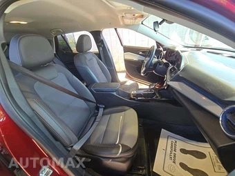 2025 Chevrolet Trax LT – miniatura 18