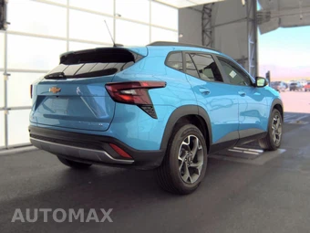 2025 Chevrolet Trax LT - miniatura 4