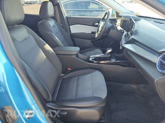 2025 Chevrolet Trax LT - miniatura 8
