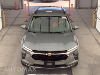 2025 Chevrolet Trax LT – miniatura 2