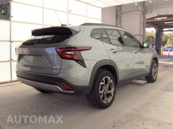 2025 Chevrolet Trax LT – miniatura 4