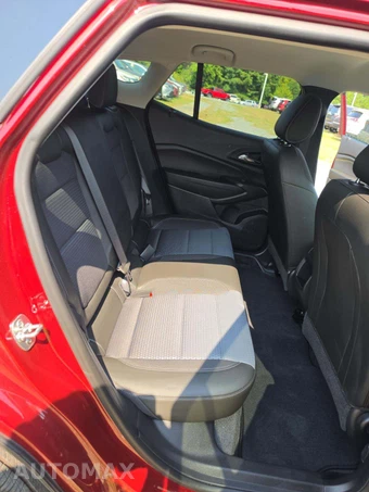 2025 Chevrolet Trax LT - miniatura 13