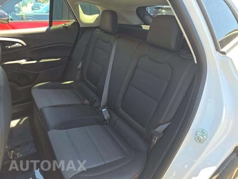 2025 Chevrolet Trax LT – miniatura 13